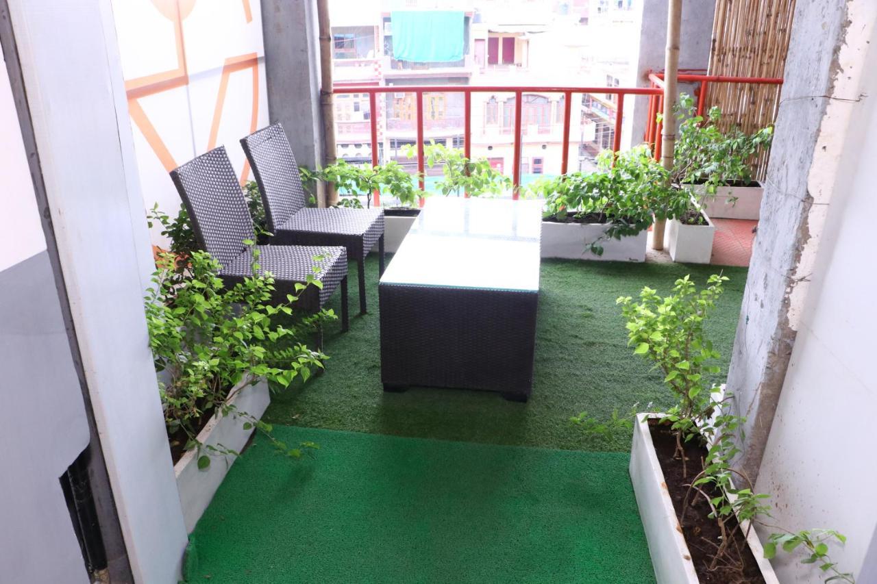 Virohaa Garden Hotel Ghaziabad Esterno foto