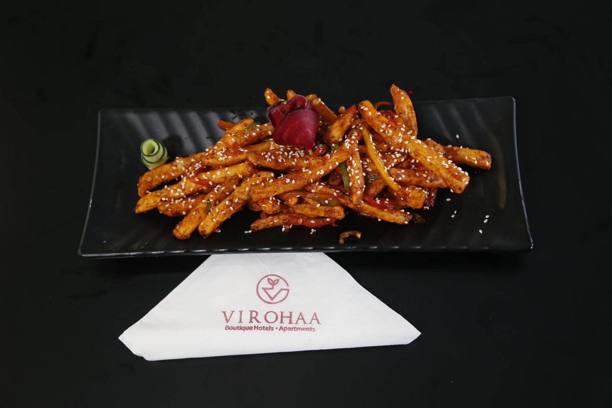Virohaa Garden Hotel Ghaziabad Esterno foto